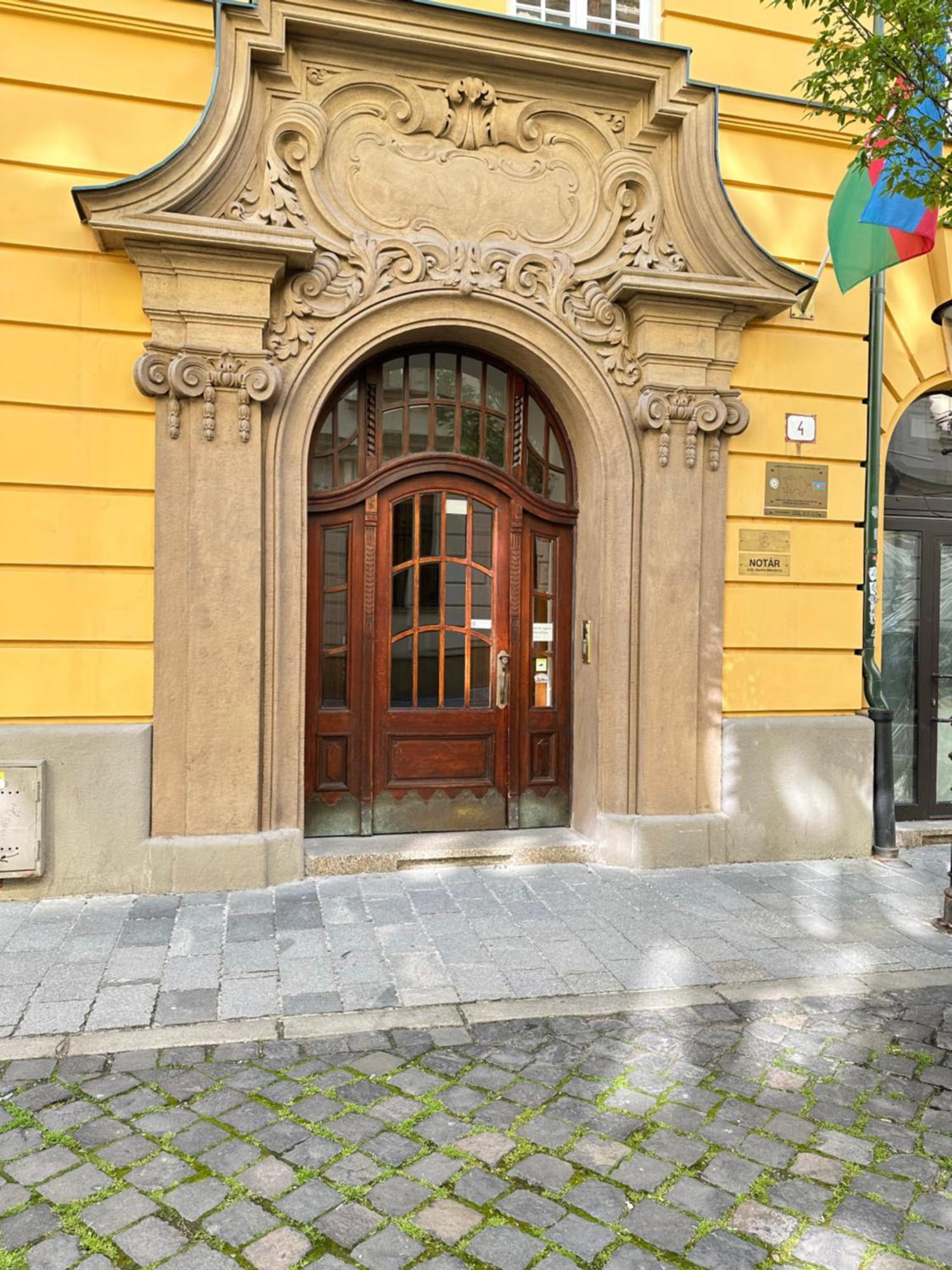 Apartment In Historical Part - Old Town Top Address Братислава Экстерьер фото